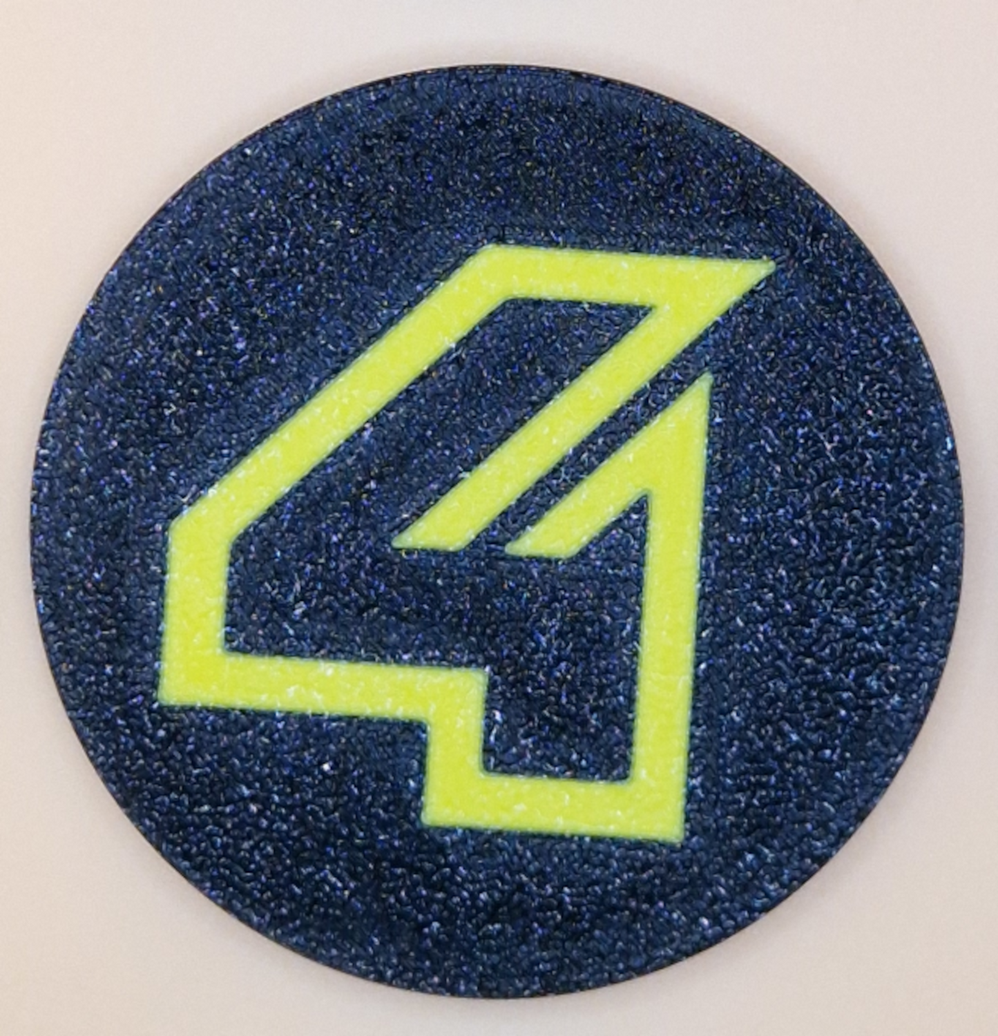 R4 cup holder with R4 Originale logo
