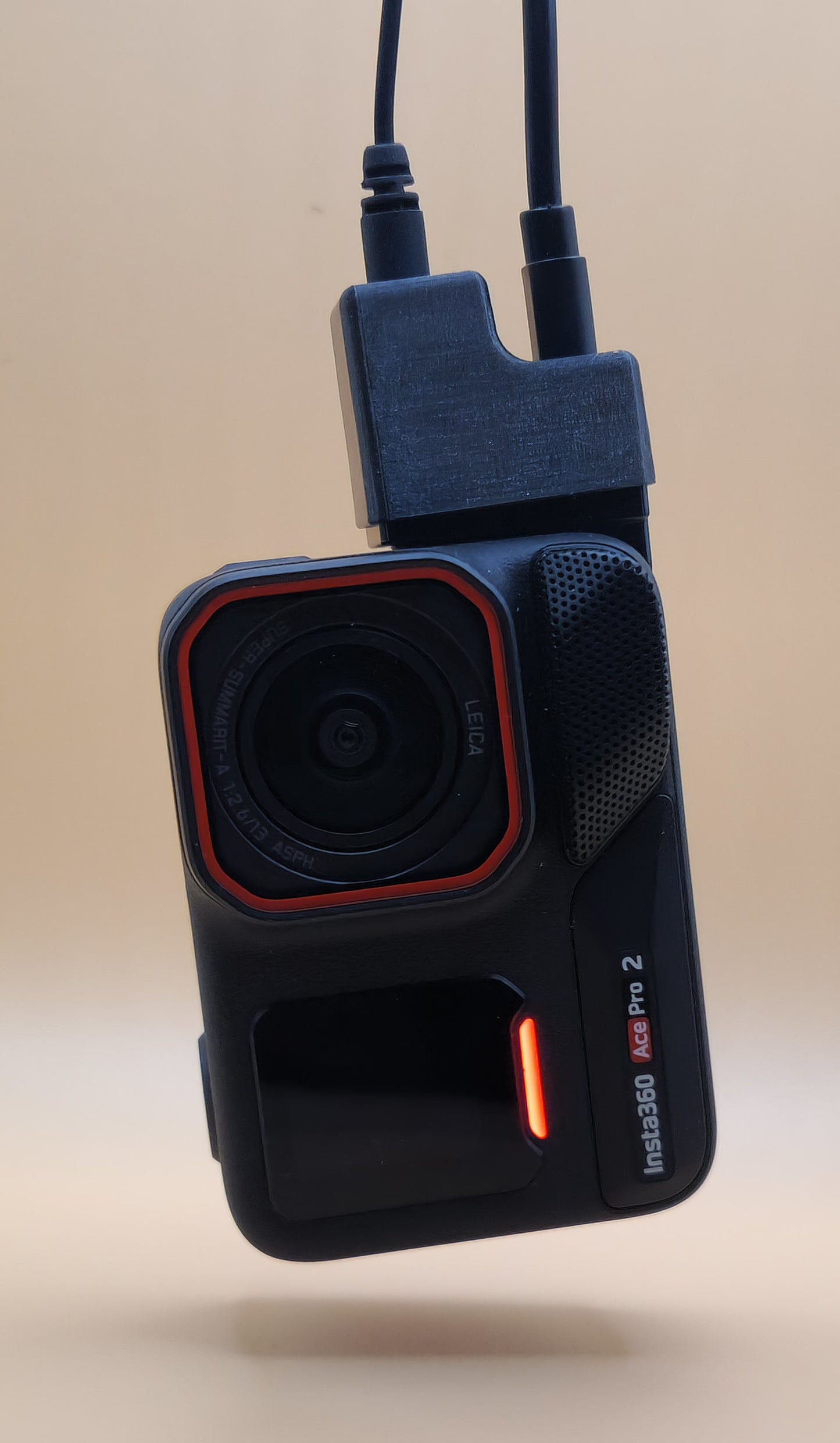 Insta360 Mic Adapter Projection