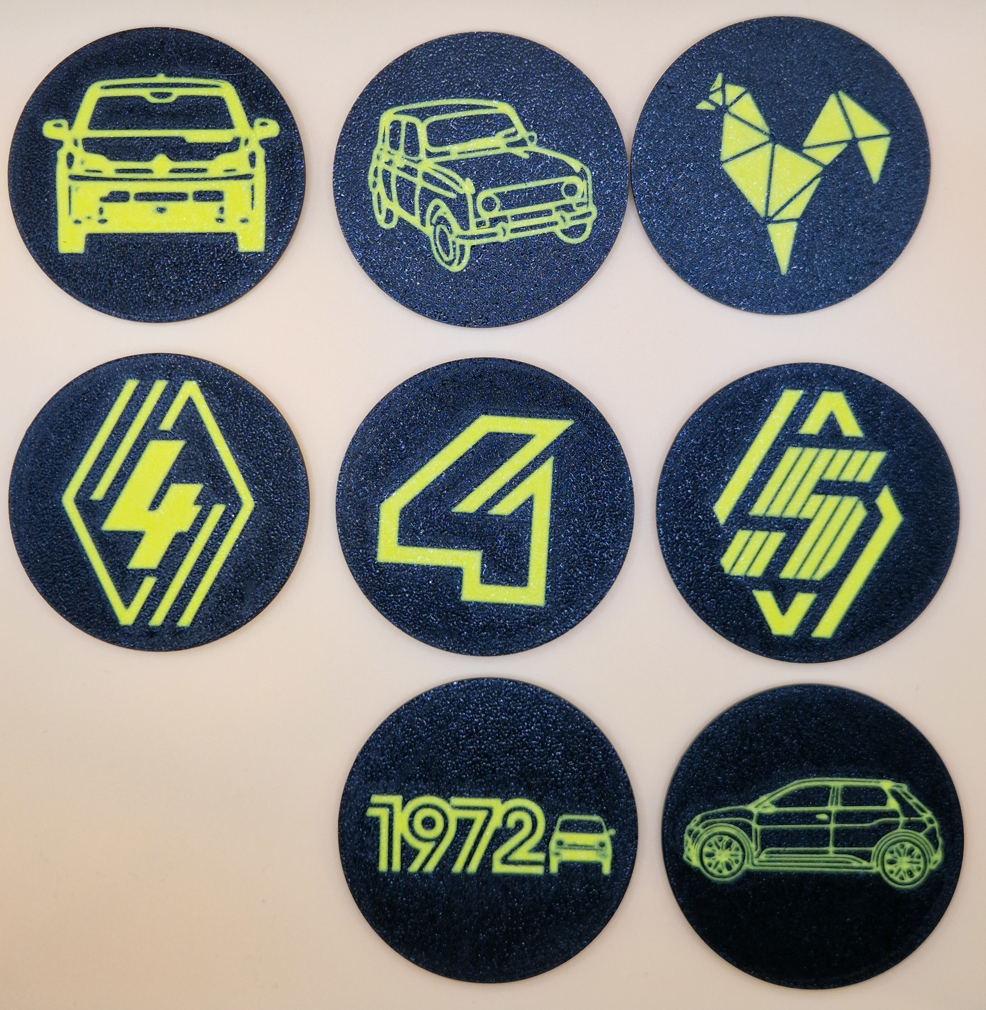 3D printed cup holder accessory for Renault 4 and Renault 5 EV